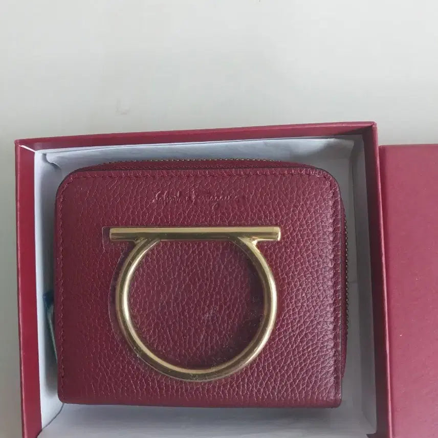 [BUNJANG] Salvatore Ferragamo Carmin Red Leather Bifold Wallet / 페라가모 반지갑 카민 컬러 새상품 풀박스