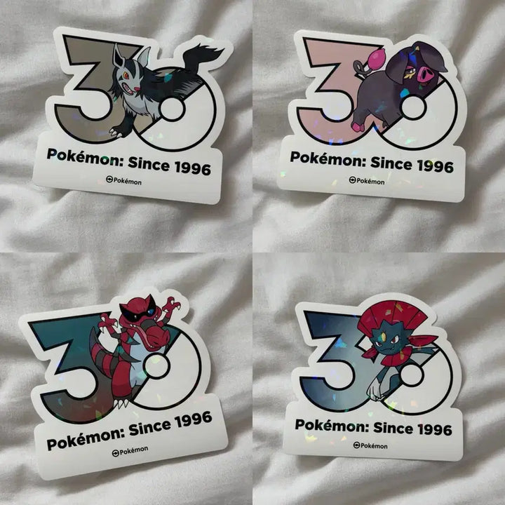 [BUNJANG] Pokemon 30th Anniversary Logo Stickers: Mightyena, Purugly, Bronzong / 포켓몬 30주년 로고 스티커 악비아르 그라에나 포푸니라 퍼퓨돈