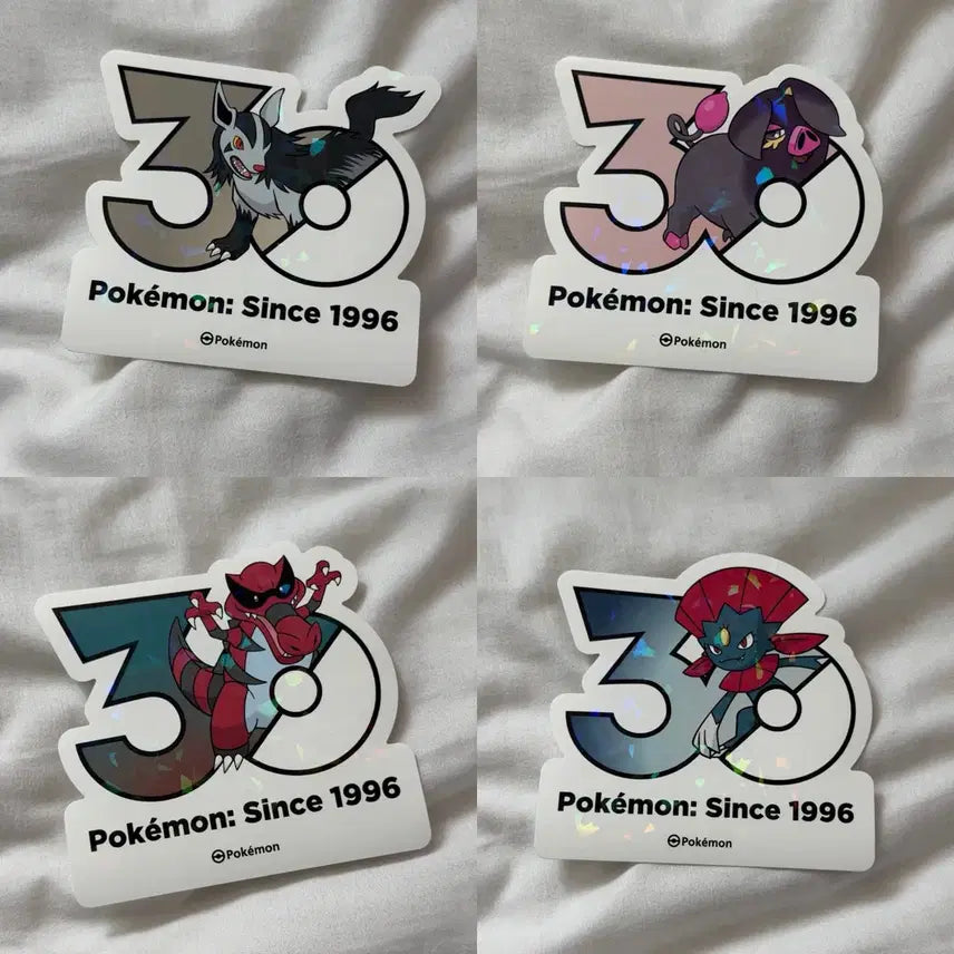[BUNJANG] Pokemon 30th Anniversary Logo Stickers: Mightyena, Purugly, Bronzong / 포켓몬 30주년 로고 스티커 악비아르 그라에나 포푸니라 퍼퓨돈