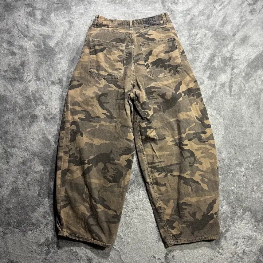 [BUNJANG] 1one Vintage Camo Wide Balloon Pants / 1one 빈티지 카모 와이드 벌룬팬츠