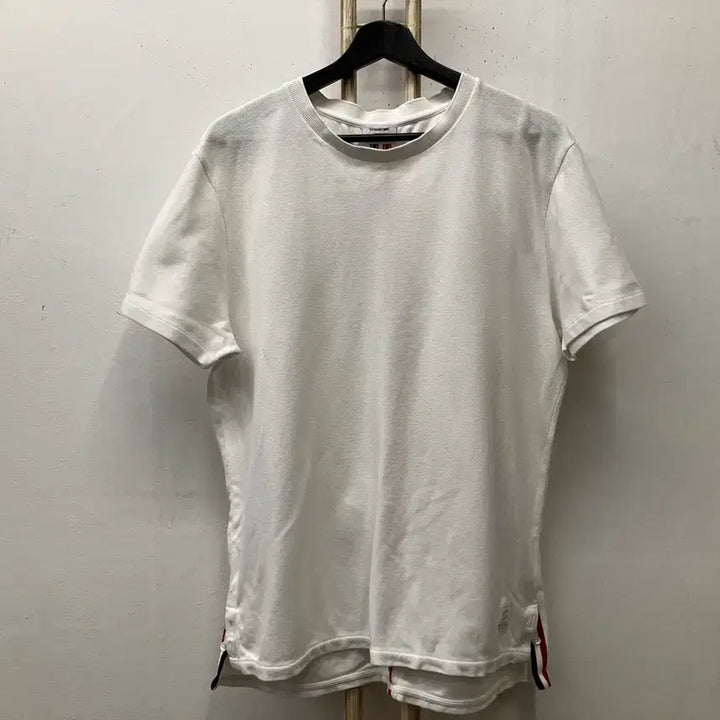 [SOLD OUT] 톰브라운(THOM BROWNE) 반팔티 105~110