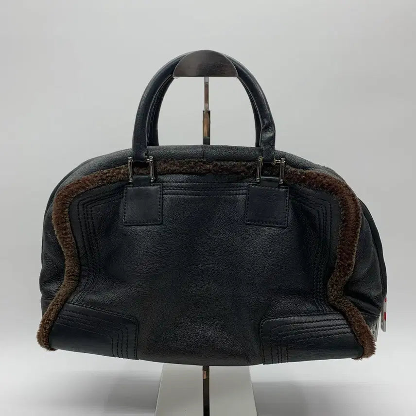 [SOLD OUT] 267001681 로에베 아마조나 핸드백 블랙