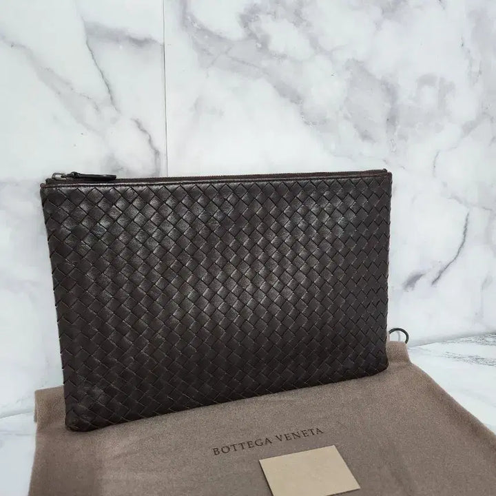 [BUNJANG] Bottega Veneta Intrecciato Clutch Black M / 보테가 베네타 인트레치아토 클러치 블랙 M