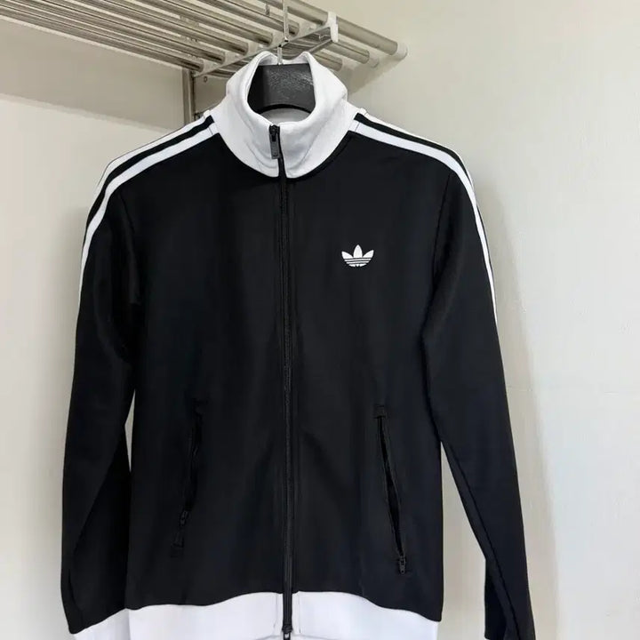 [BUNJANG] Adidas Classic Track Top Black M / 아디다스 클래식 트랙탑 블랙 M