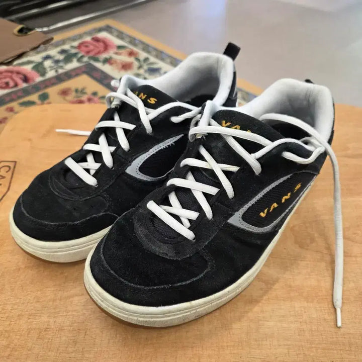 [BUNJANG] Vans 00s Skateboard Shoes US 9.5 / 반스 00s 스케이트보드화 275