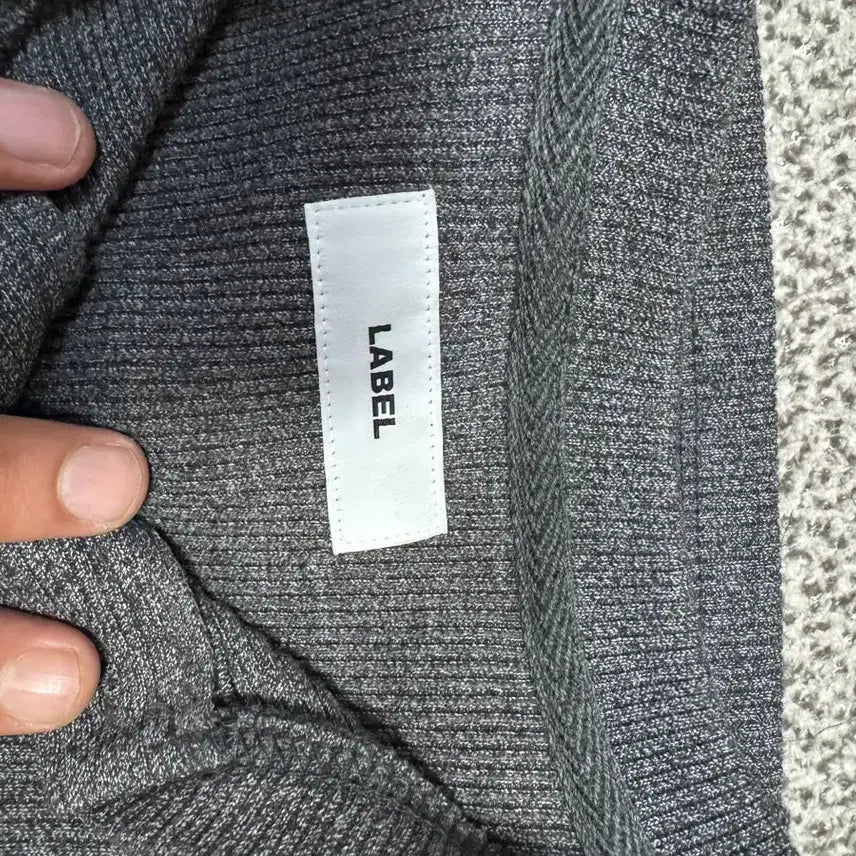 [BUNJANG] Label Archive Henly Neck Gray / 라벨아카이브 헨리넥 그레이