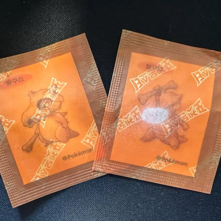 [BUNJANG] Pokemon 30th Anniversary Cubone+Marowak"s Duo Sticker Set + Victreebel Service / 포켓몬 30주년 탕구리+텅구리 띠부씰 세트 우츠보트 서비스