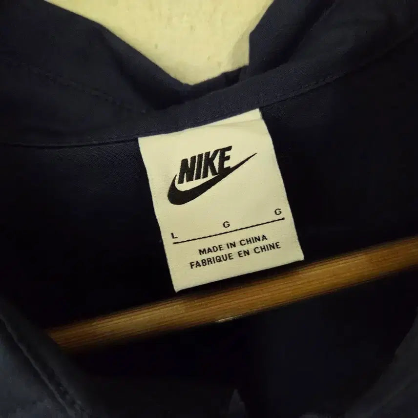[BUNJANG] Nike Navy Short Sleeve Shirt (L) / 나이키 네이비 반팔셔츠