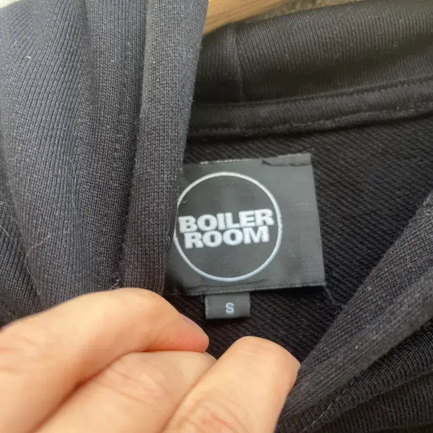 [BUNJANG] BOILER ROOM Black Hoodie S / BOILER ROOM 블랙 후드티 S
