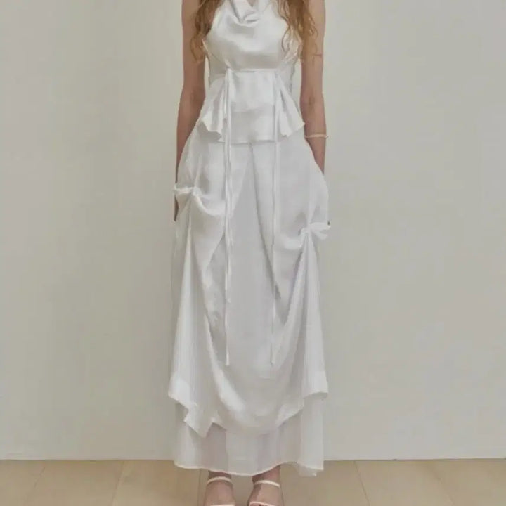 [BUNJANG] Adelio Silk Top and Skirt Set / 아델리오 실크 탑 스커트