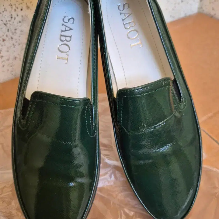 [BUNJANG] Sabot Enamel Loafers Green / 사봇 에나멜 로퍼 그린 여성용