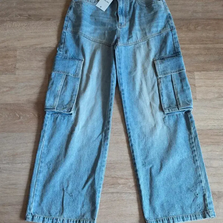 [BUNJANG] Wooalong Cargo Jeans Size S New / 우알롱 카고 청바지 사이즈 S 새상품
