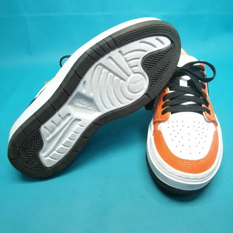 [BUNJANG] Nike Air Jordan 1 Elevate Low Sneakers / 235/r1-586/나이키 에어조던 1 엘리베이트 로우 운동화/구제특별시