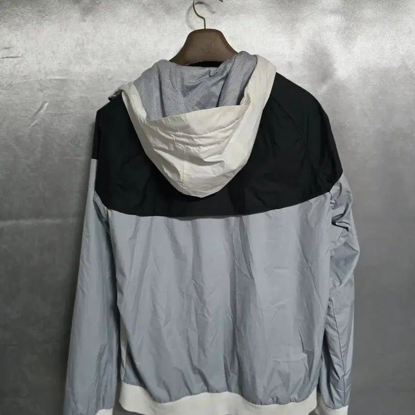 [BUNJANG] Nike Windrunner Windbreaker Jacket / 나이키 윈드러너 바람막이