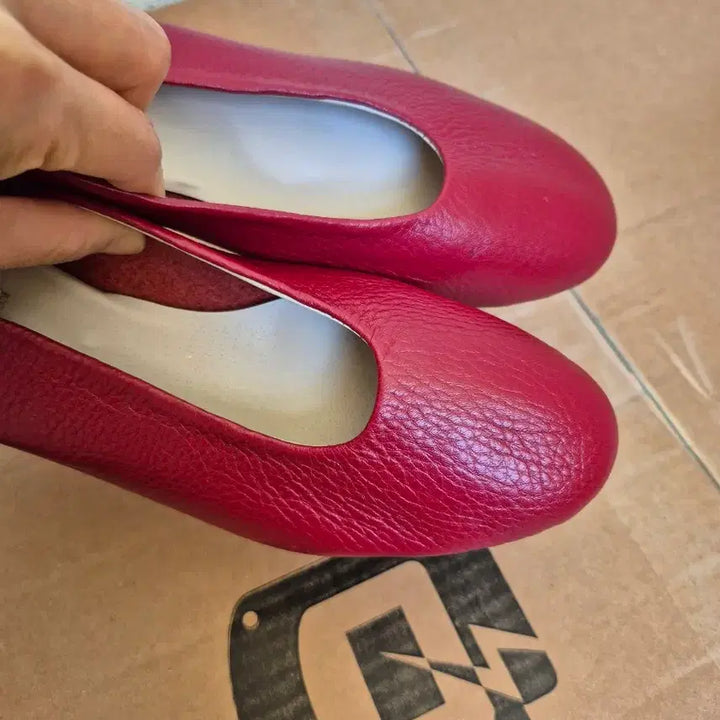 [BUNJANG] 240 Red Flat Shoes / 240 플랫슈즈 레드
