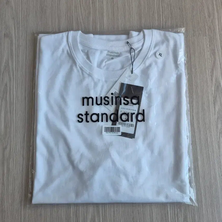 [BUNJANG] Musinsa Cool Standard Relaxed Fit Crew Neck T-Shirt White / XL 무신사 쿨탠다드 릴렉스 핏 크루 넥 반팔 티셔츠 화이트