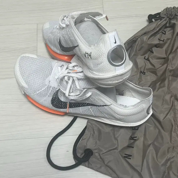 [BUNJANG] Nike Air Zoom Victory 2 Mid-Distance Spikes 270mm / 나이키 에어줌 빅토리2 중장거리 스파이크 270mm 팝니다