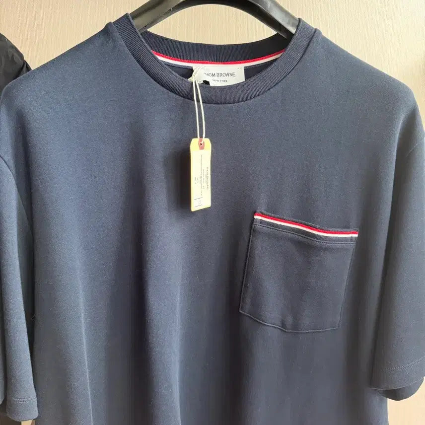 [BUNJANG] Thom Browne Navy Pocket Short Sleeve T-Shirt / 새상품 택보유 )톰브라운 네이비 포켓 반팔 티셔츠
