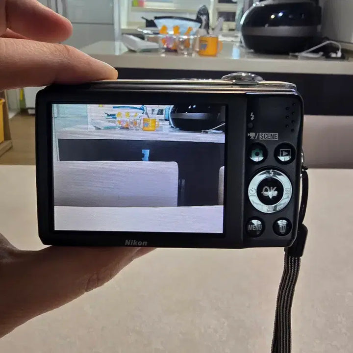 [BUNJANG] Nikon Coolpix L22 Vintage Digital Camera / 니콘 쿨픽스 L22 빈티지 디카