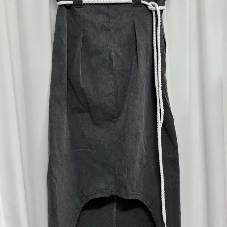[BUNJANG] Rope Belt Asymmetrical Skirt Unique Slit Charcoal / 로프 벨트 차콜 언발 스커트 유니크슬릿
