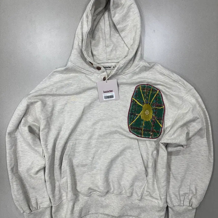 [BUNJANG] Carartor Boiling Patched Hoodie Oatmeal / 카락터 보일링 패치드 후디 오트밀