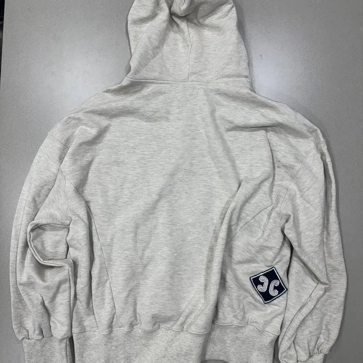 [BUNJANG] Carartor Boiling Patched Hoodie Oatmeal / 카락터 보일링 패치드 후디 오트밀