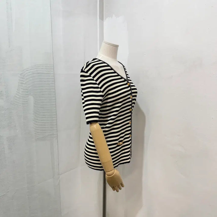 [BUNJANG] Vintage Melissa Stripe Short Sleeve Knit Top with Gold Buttons / (90)빈티지 멜리사 스트라이프 줄무늬 반팔니트 금장단추 4493