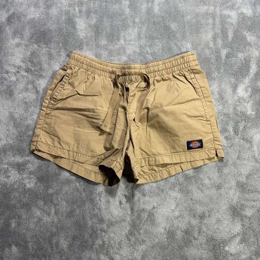 [BUNJANG] Dickies Beige Hot Pants XS / 디키즈 베이지 핫팬츠 XS