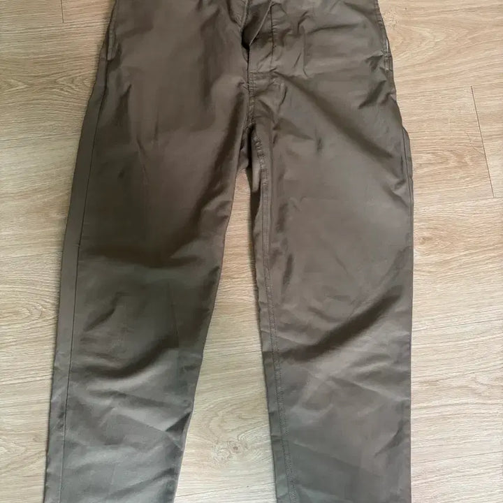 [BUNJANG] Behavior Olive Beige Slacks / [비헤비어] 올리브 베이지 슬랙스
