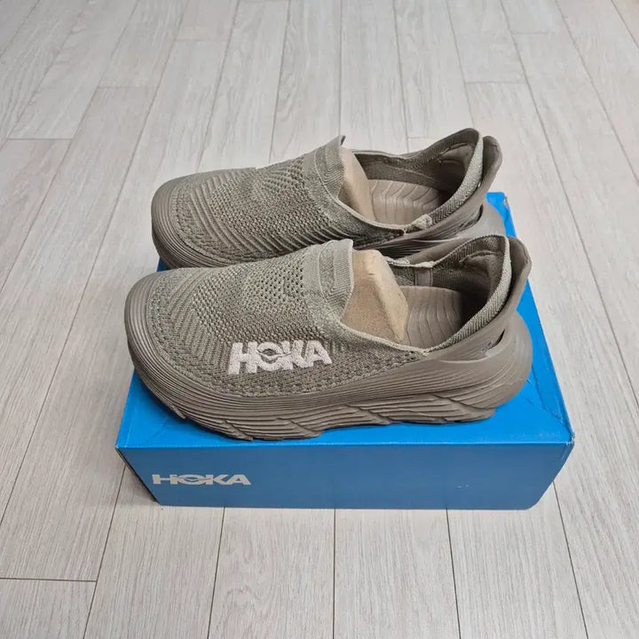 [BUNJANG] Hoka Restore TC Khaki 255mm Slip-on Shoes / 호카 리스토어 TC 카키 255mm