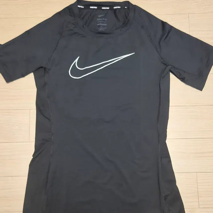 [BUNJANG] Nike Pro Dri-FIT Short Sleeve T-Shirt / 나이크 프로 드라이핏 반팔