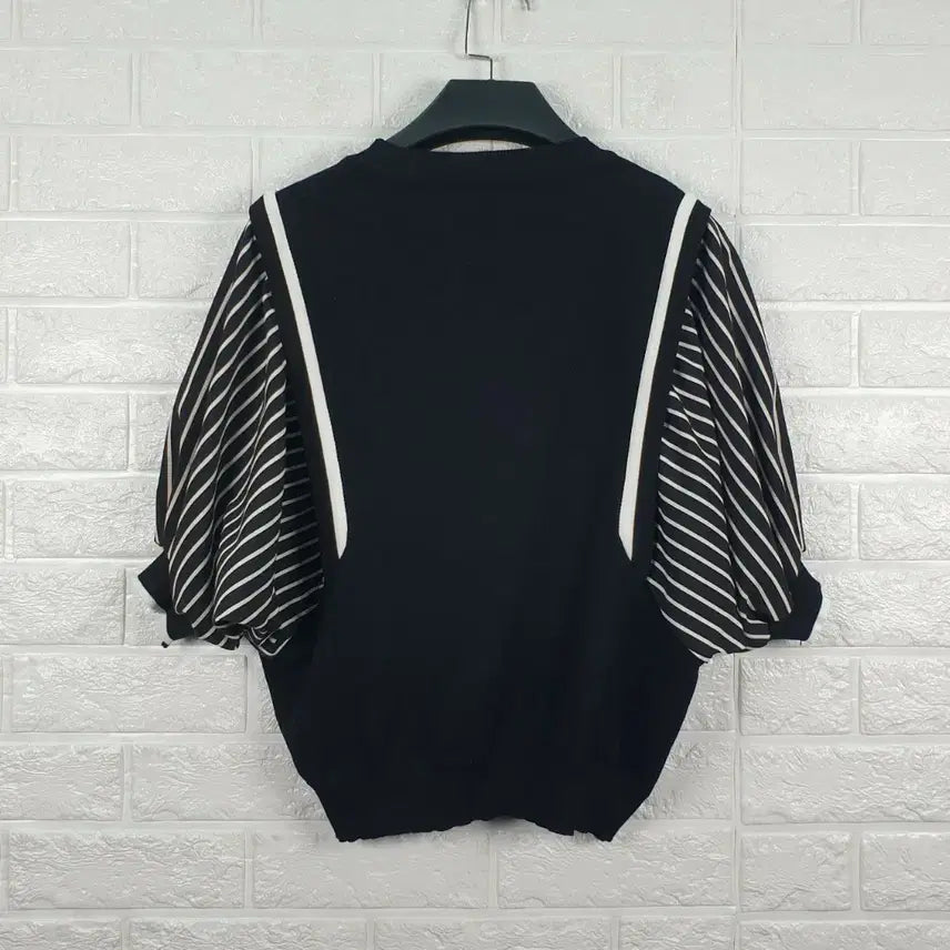 [BUNJANG] F Bijou Loose Fit Batwing Knit Top / [F]클리지 루즈핏 가오리 니트티