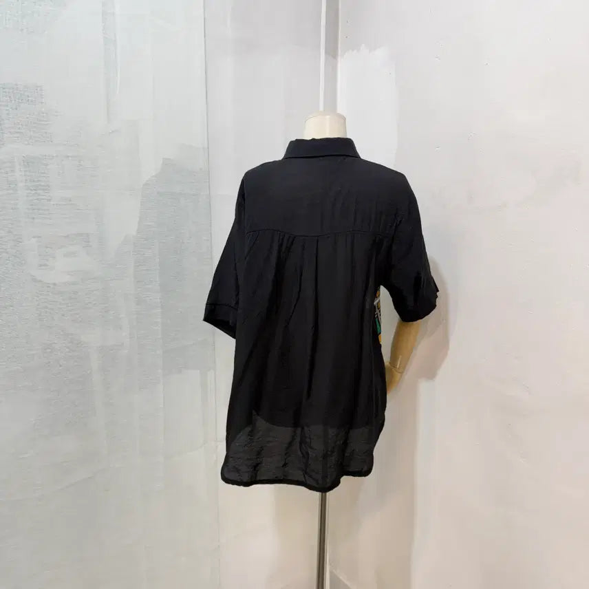 [BUNJANG] SELLYS Printing Short Sleeve Shirt Blouse / (F)SELLYS 프린팅 블랙 반팔셔츠 반팔블라우스 4496