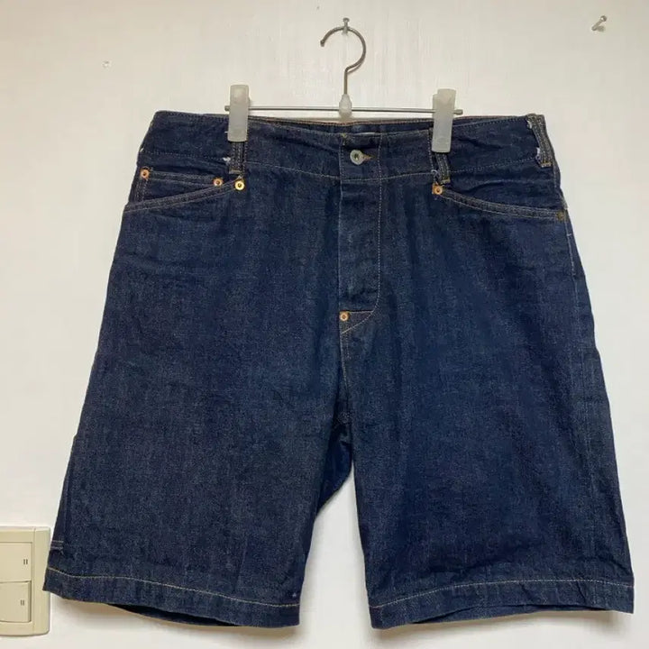 [BUNJANG] Outstanding Selvage Half Denim Shorts Size M / [OUTSTANDING] 아웃스탠딩 셀비지 하프 데님 M사이즈