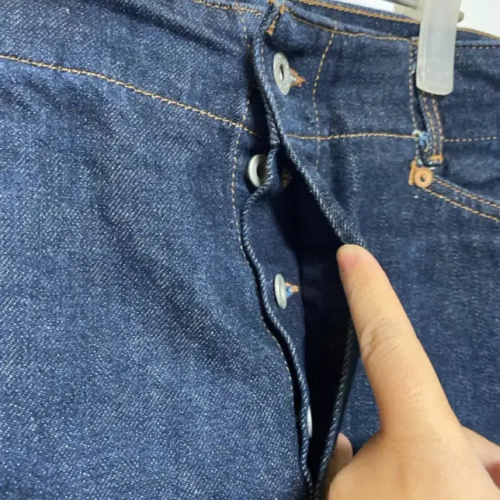 [BUNJANG] Outstanding Selvage Half Denim Shorts Size M / [OUTSTANDING] 아웃스탠딩 셀비지 하프 데님 M사이즈