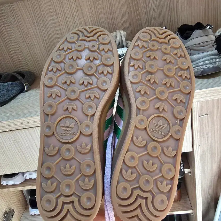 [BUNJANG] Adidas Gazelle Sneakers (Size 230) / 아이다스 가젤 230사이즈  팝니다