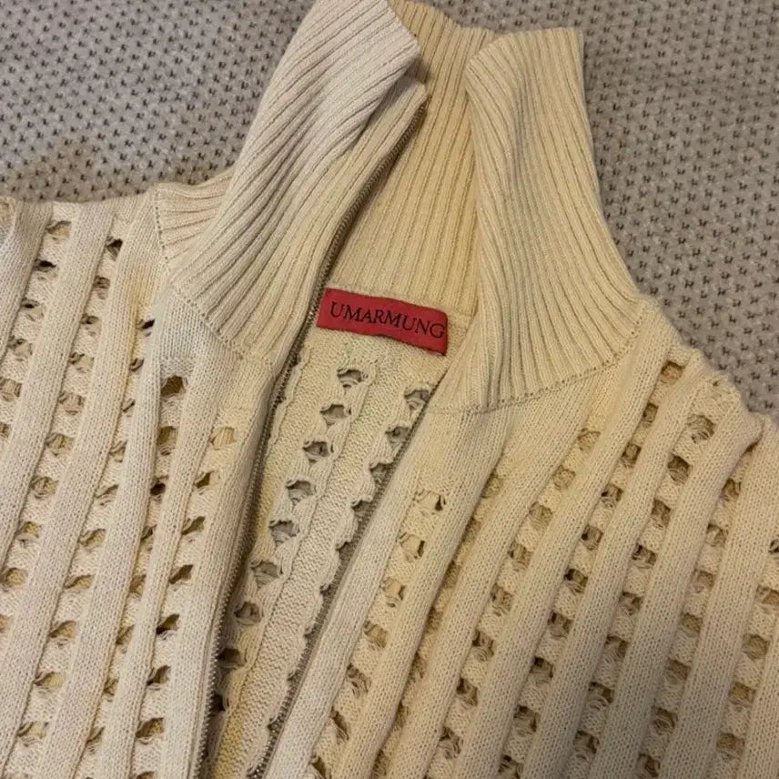 [BUNJANG] WoomaMoong Ivory Knit Half-Zip Vest L / [L] 우마뭉 아이보리 니트 반집업