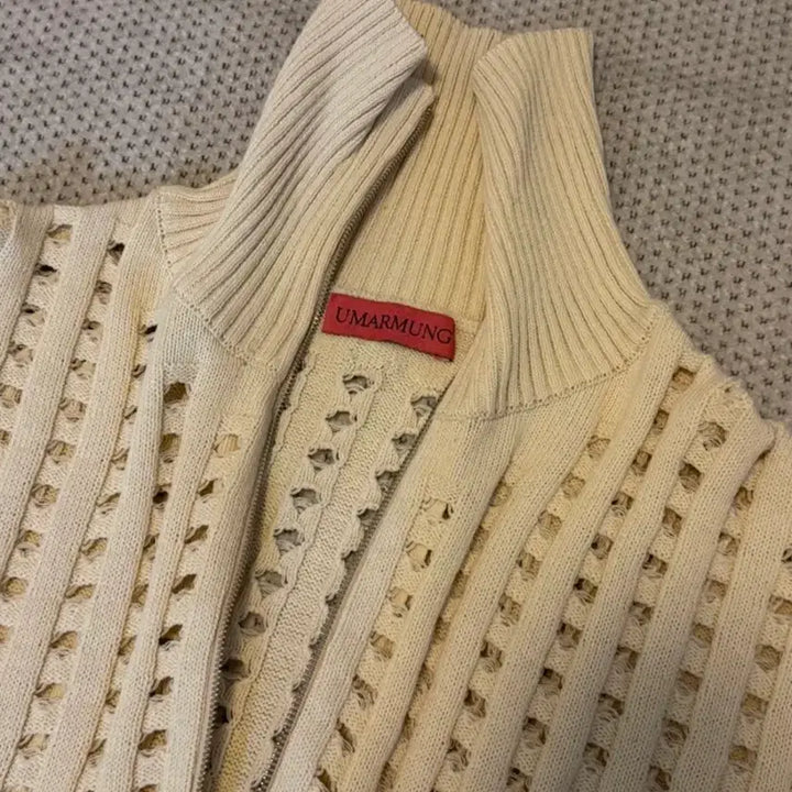 [BUNJANG] WoomaMoong Ivory Knit Half-Zip Vest L / [L] 우마뭉 아이보리 니트 반집업