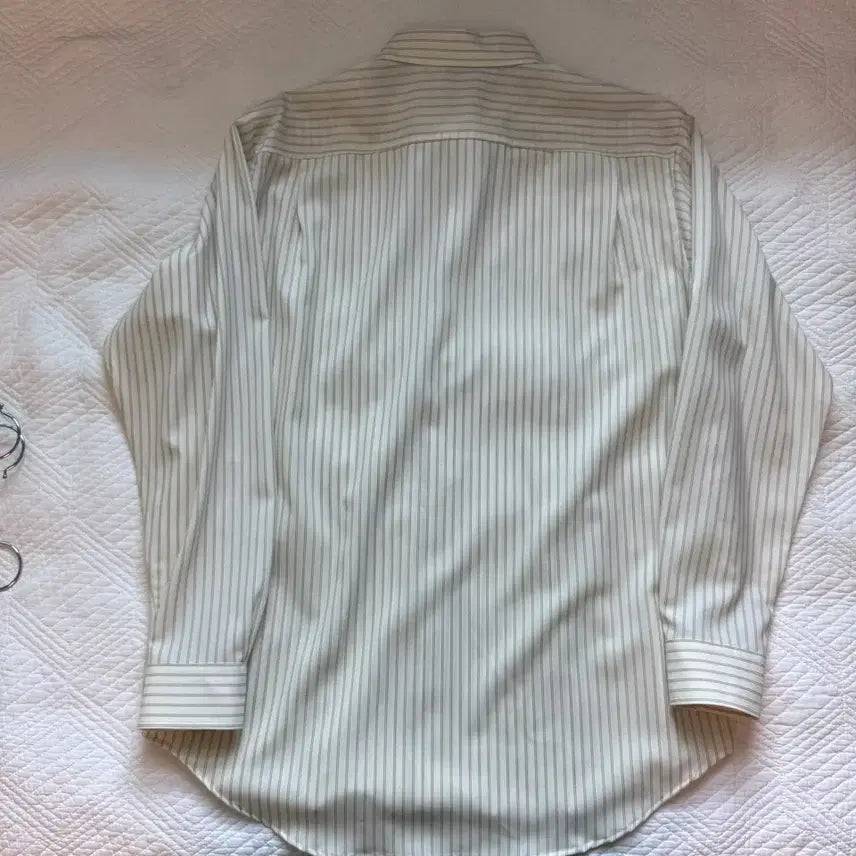 [BUNJANG] ORRARI Superfine Wool Stripe Shirt Ivory / 오라리 슈퍼파인울 스트라이프 셔츠 아이보리 3사이즈