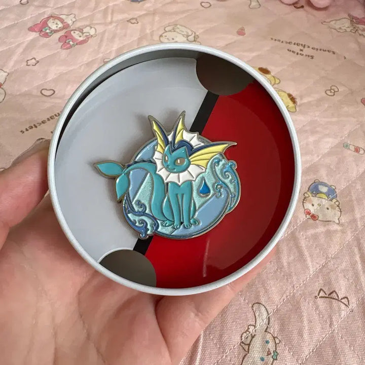 [BUNJANG] Pokemon Random Badge Vaporeon / 포켓몬스터 랜덤 뱃지 샤미드