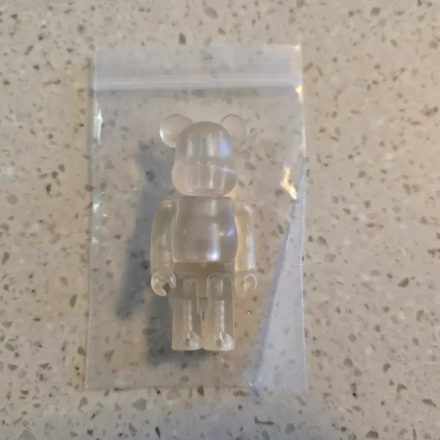 [BUNJANG] Bearbrick Series 6 Jelly Bean Unsealed (No Card) / 베어브릭 6탄 젤리빈 개봉 (카드 X)