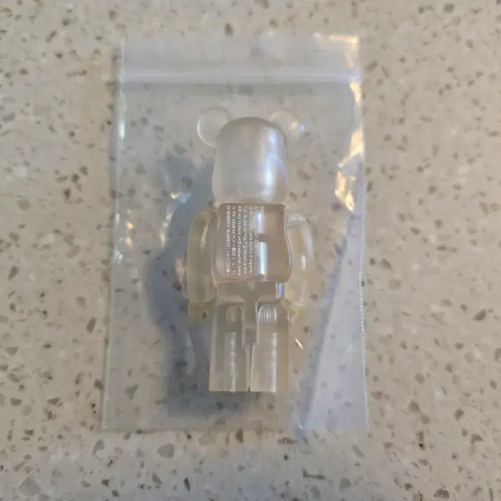 [BUNJANG] Bearbrick Series 6 Jelly Bean Unsealed (No Card) / 베어브릭 6탄 젤리빈 개봉 (카드 X)