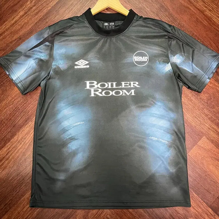 [BUNJANG] Umbro x Boiler Room Short Sleeve Jersey T-Shirt L / 엄브로 보일러룸 저지 반팔
