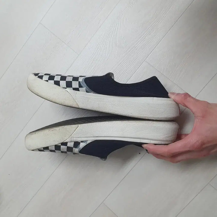 [BUNJANG] Vans ComfyCush One Checkerboard Slip-On Sneakers White/Black Size 285 / Vans 컴피쿠시원 ComfyCush one 화이트블랙 285 사이즈