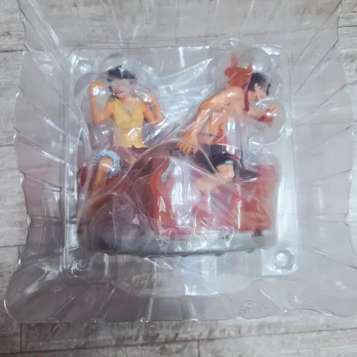 [BUNJANG] Ichiban Kuji Dramatic Memories Last One Ace &amp; Luffy Figure / 원피스 제일복권 드라마틱 메모리즈 라스트원에이스&amp;루피