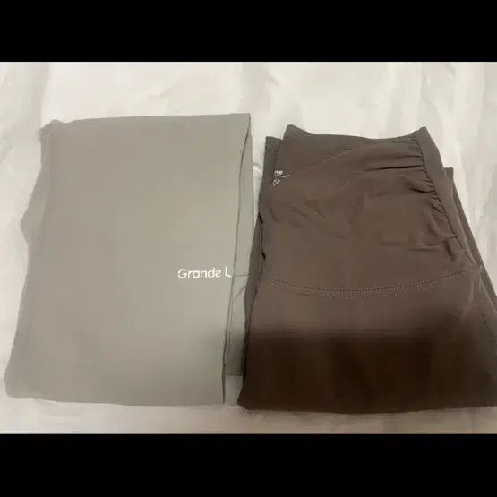 [BUNJANG] Grande Line Shirring Cross Leggings / 그란데라인 셔링 크로스 레깅스 새상품