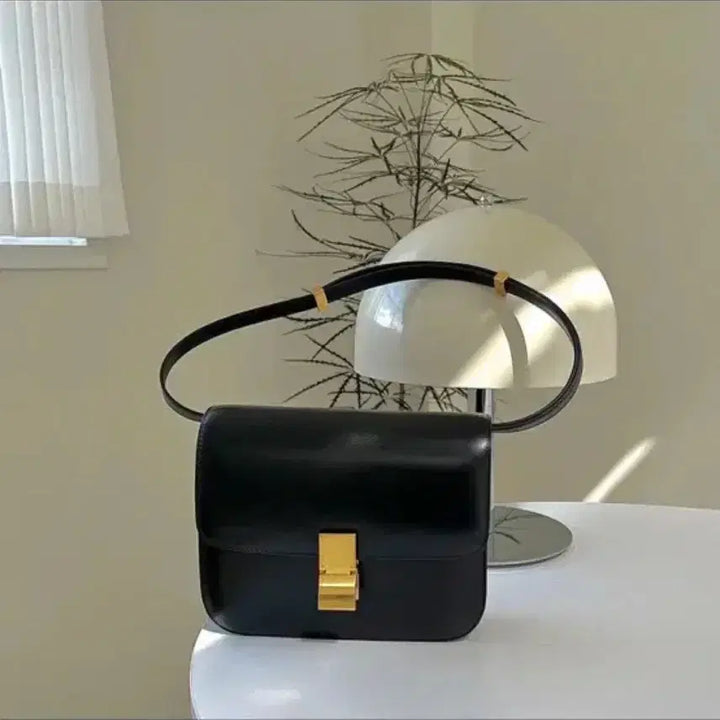 [BUNJANG] Loewe Classic Box Calfskin Shoulder Bag / 로에뜨 클래식박스 카프스킨 숄더백