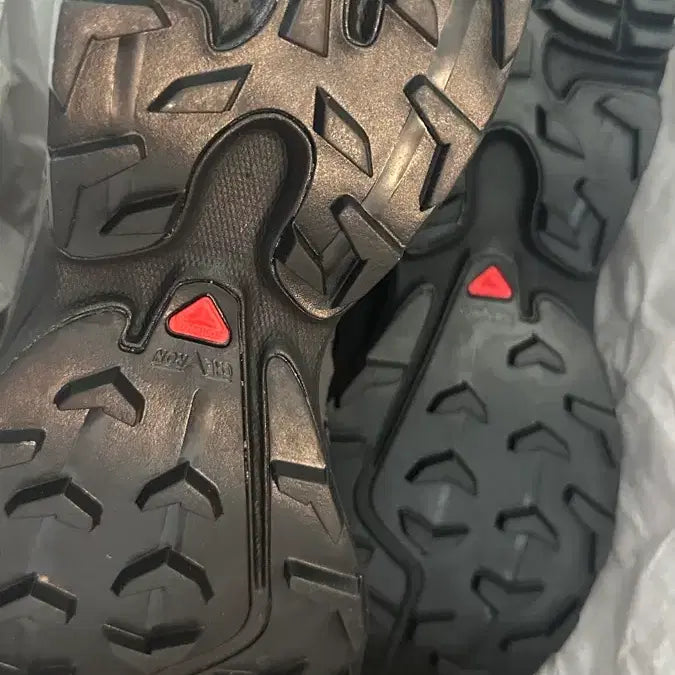 [BUNJANG] Salomon XT-6 Expanse Black Ebony Sneakers / 살로몬 xt-6 익스팬스 블랙 에보니
