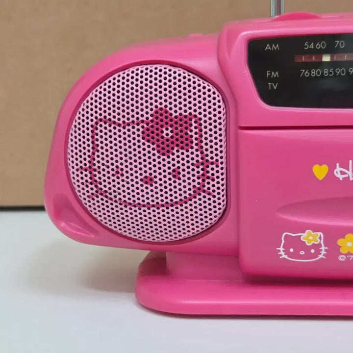[BUNJANG] Sanrio Hello Kitty Hana Petit Radio (Pink) / 고전 헬로키티 핑크 카오하나 쁘띠 라디오