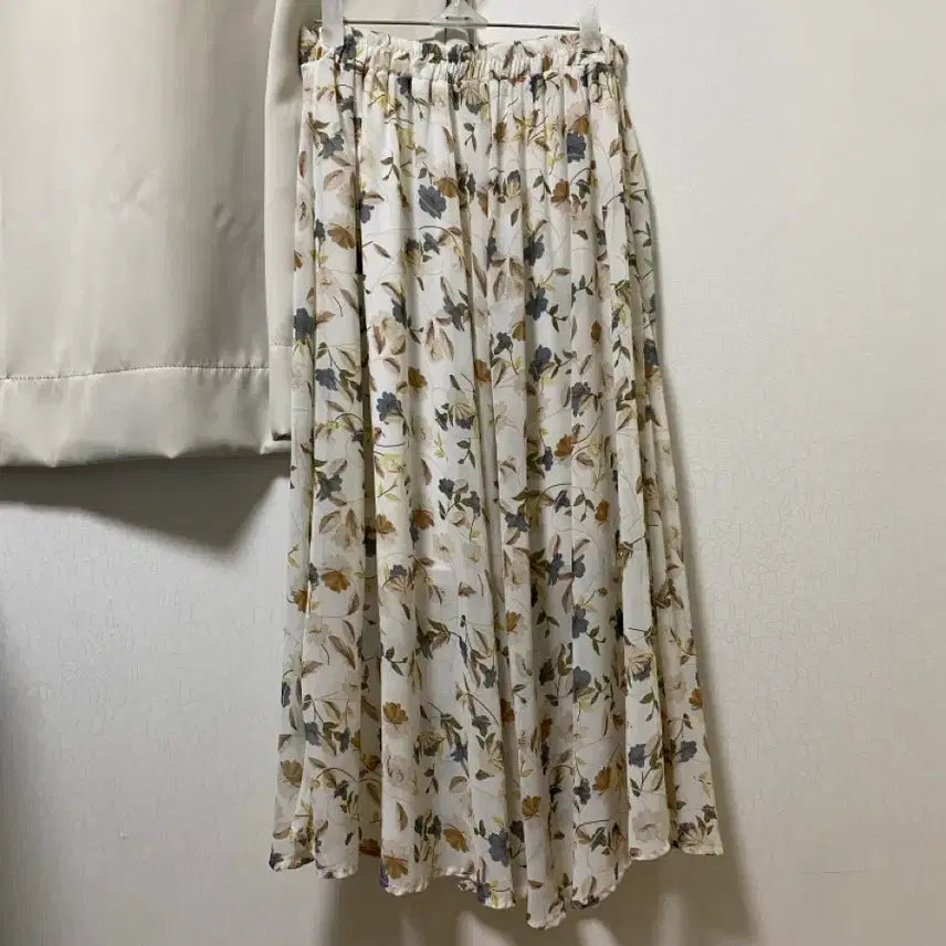 [BUNJANG] Back Band Skirt / 뒷밴딩 스커트